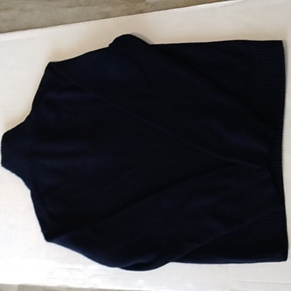 J Crew men's blue lamb's wool sweater size Medium - Picture 7 of 7
